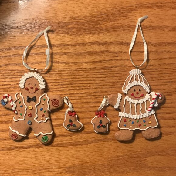 SET OF 2 GINGERBREAD FIGURES, MALE AND FEMALE, CHRISTMAS ORNAMENTS - Picture 1 of 4